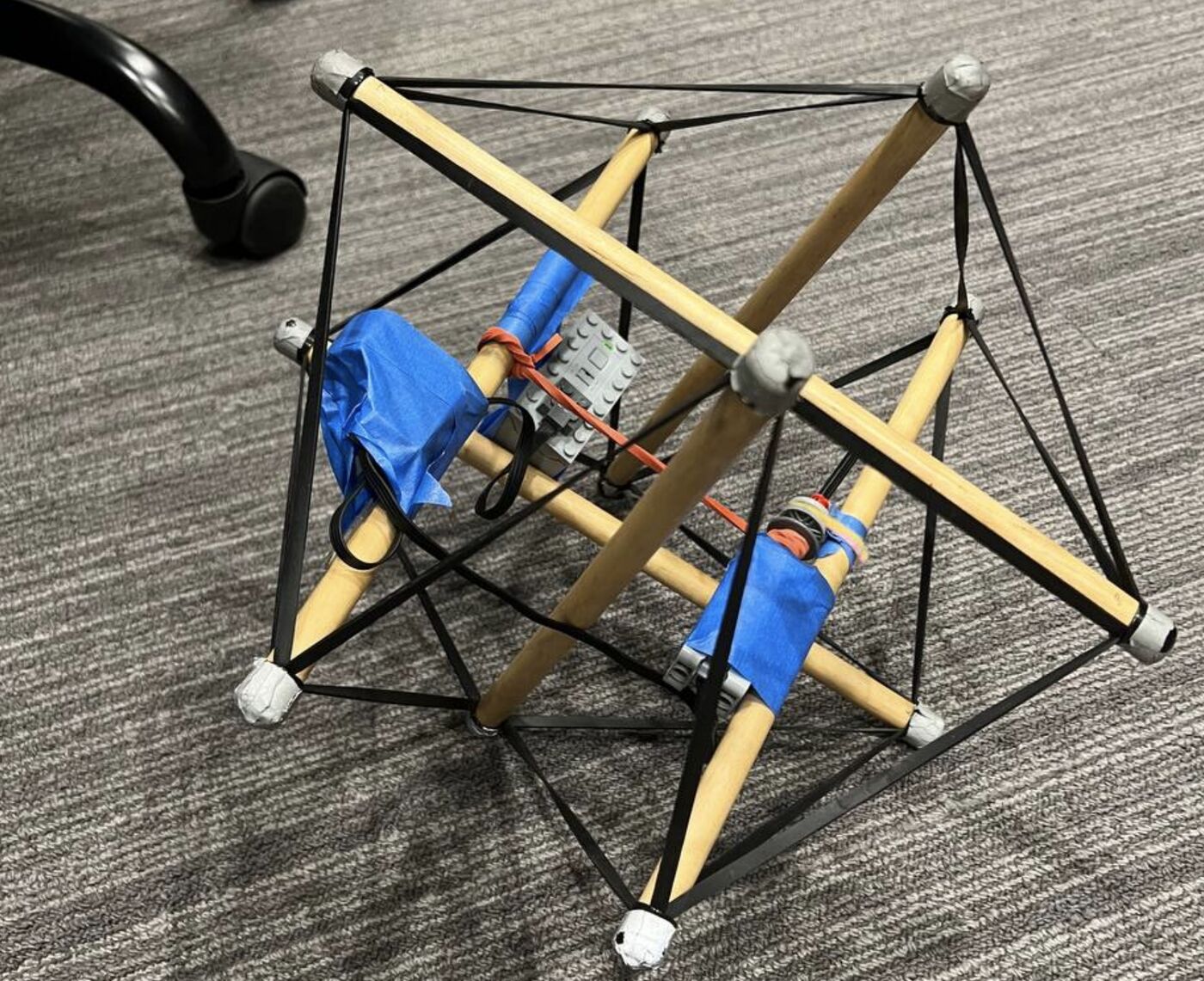 Tensegrity robot